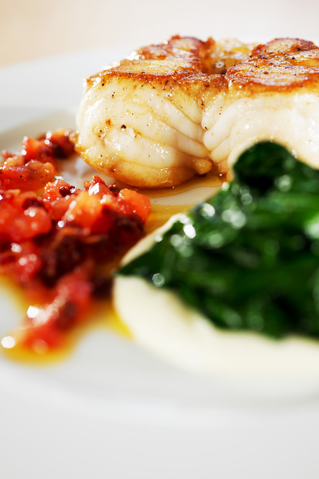 Domatesli Norveç Fener Balığı